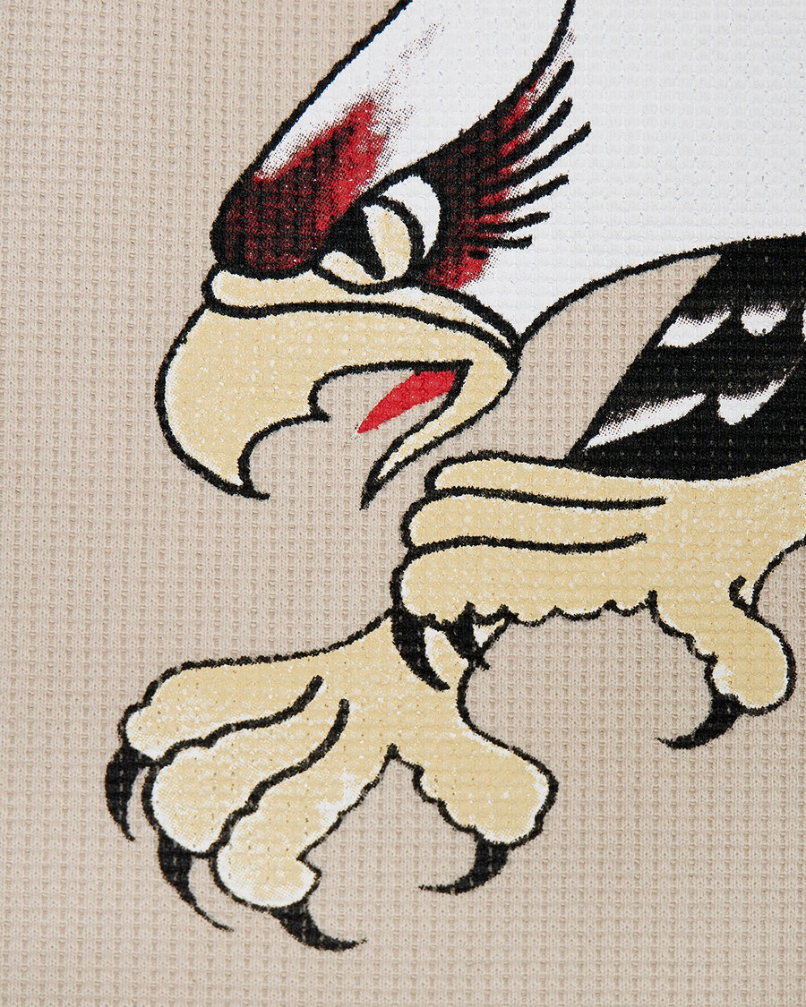 top de manga larga con diseño de gofre de trapstar x ed hardy - naturalnegro